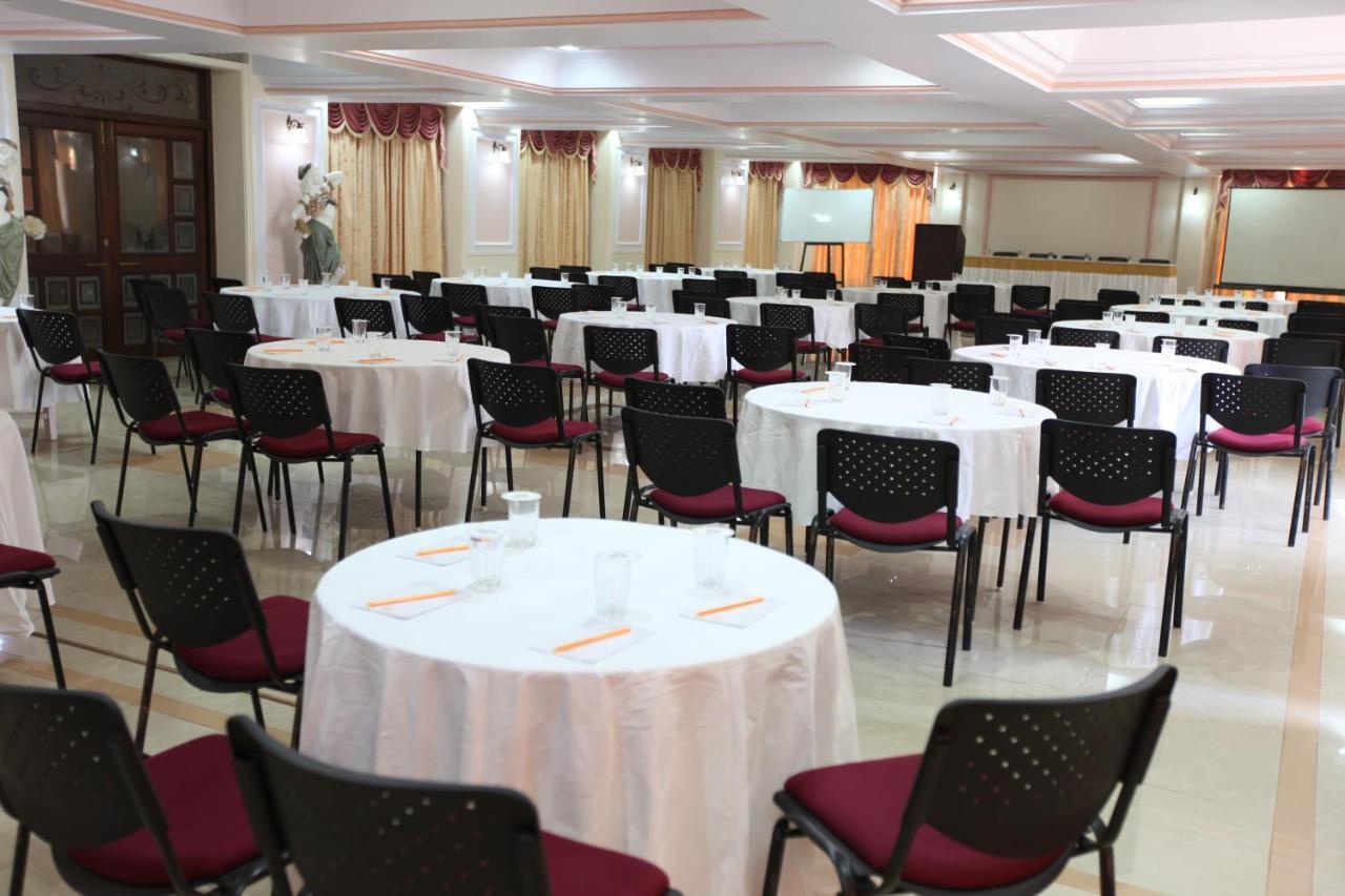 Hotel Usha Ascot Matheran Exterior foto